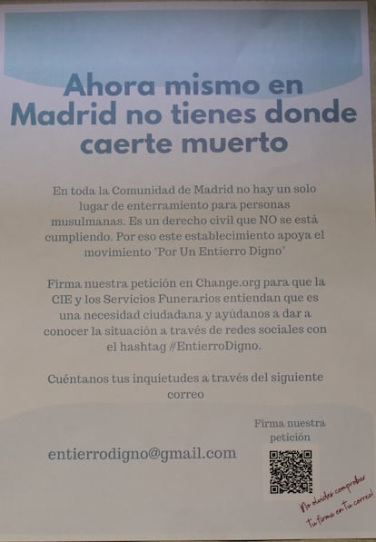 Cartel informativo para firmar la petición para habilitar el Cementerio de Carabanchel en Change.org.