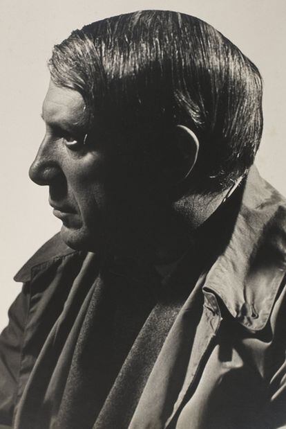 Pablo Picasso, retratado por Man Ray.
