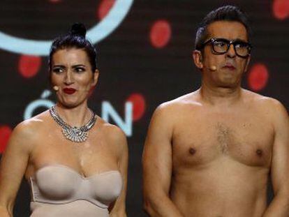 Andreu Buenafuente y Silvia Abril han sacado adelante una gala con mejor ritmo que en años recientes