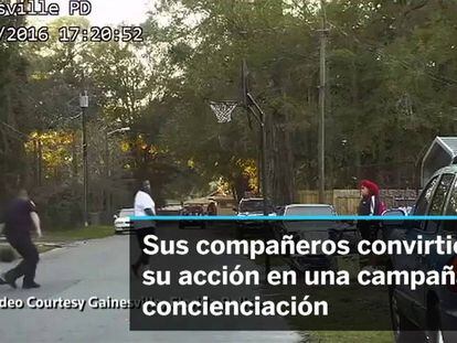 La historia viral un policía, unos jóvenes negros y Shaquille O'Neal