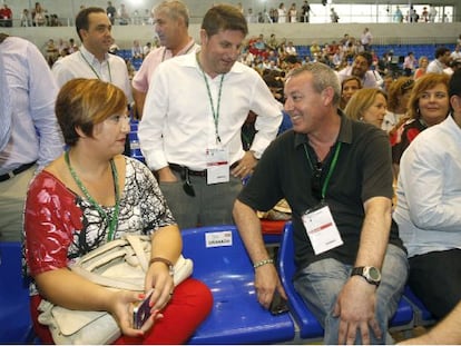 Francisco Álvarez de la Chica (d.), nuevo portavoz parlamentario andaluz.