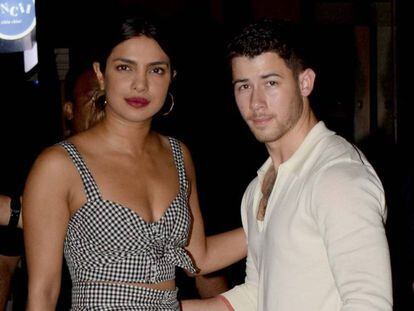 Priyanka Chopra y Nick Jonas en Mumbai, India, el 22 de junio de 2018