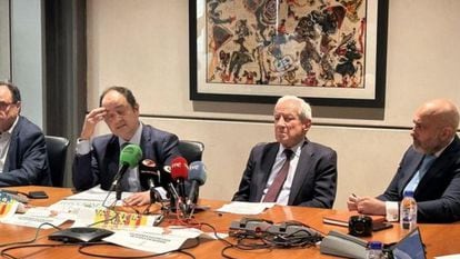 Vicent Soler, José Ramon Chirivella, Pascual Sala y José Soriano, en la comparecencia de Juristes valencians de este miércoles en Valencia en una imagen de la cuenta de X de la asociación.