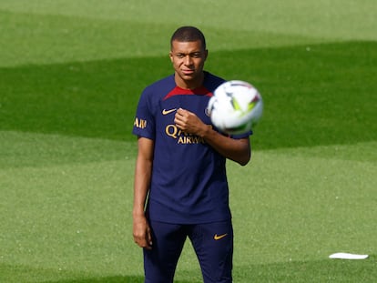 Kylian Mbappé, durante un entrenamiento con el PSG, el pasado mes de julio.