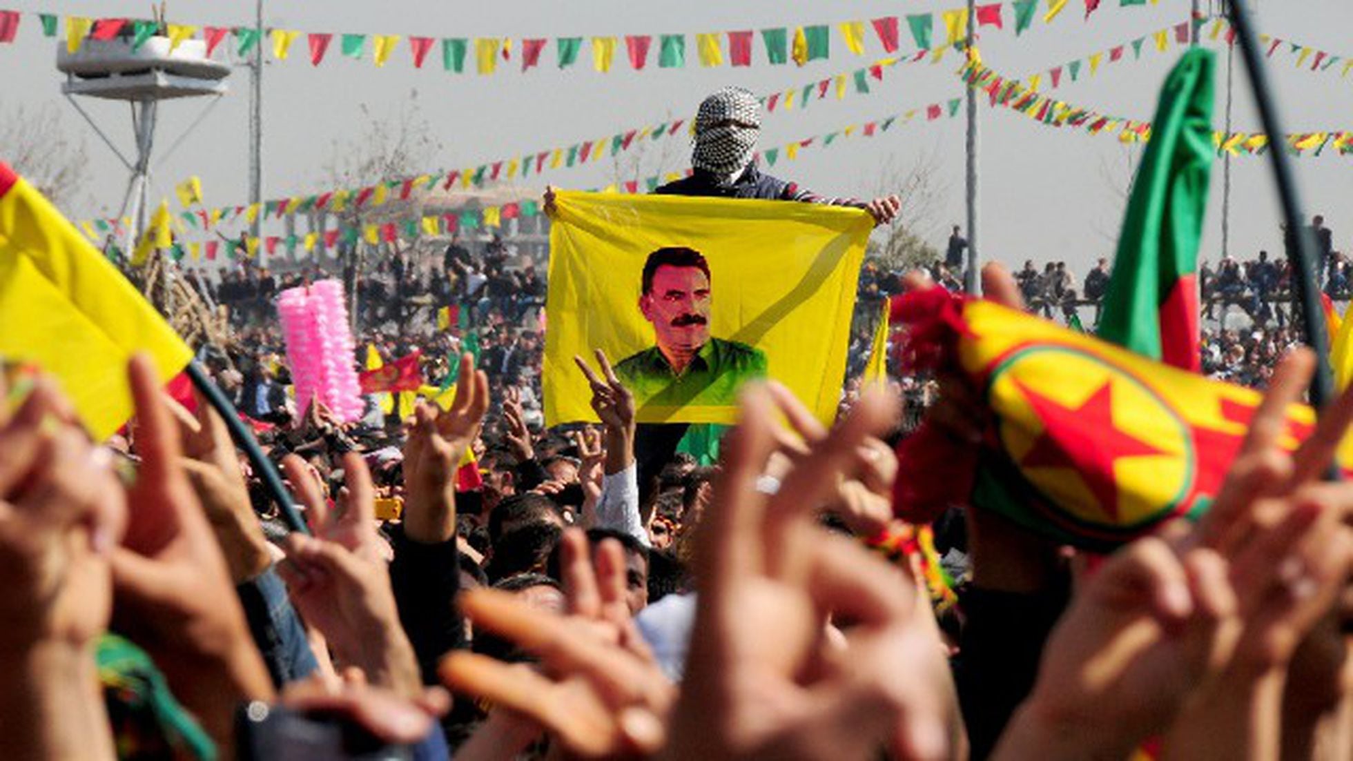 La guerrilla kurda del PKK declara el alto el fuego con Turquía |  Internacional | EL PAÍS