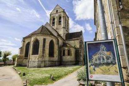 La iglesia de Auvers-sur-Oise (Francia) que pintó Van Gogh.