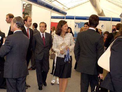 La presidenta de Banesto, Ana Patricia Botín, visitó la feria de empleo del Instituto de Empresa.