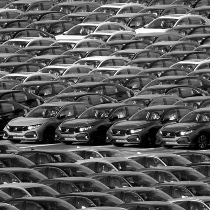 SOUTHAMPTON, ENGLAND - FEBRUARY 10: Hundreds of Honda cars built at the Swindon Honda plant ready for export at the Port of Southampton on February 10, 2019 in Southampton, England. The Port of Southampton is a passenger and cargo port in the central part of the south coast of England. As the date for the UK's 2019 departure from the European Union approaches, uncertainty still remains regarding the future trading relationship and how this will affect exports and imports from ports such as Southampton. (Photo by Matthew Horwood/Getty Images)