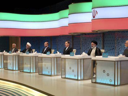 Desde la derecha: Mir-Salim, Raisí, Jahangirí, Qalibaf, Rohaní y Hashemitaba, en un debate el pasado 28 de abril.