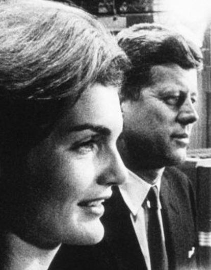 John F. y Jackie Kennedy en un fotograma de Primary.