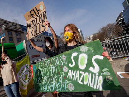 Manifestación ecologista contra el tratado entre la UE y el Mercosur, el pasado día 3 en Bruselas.