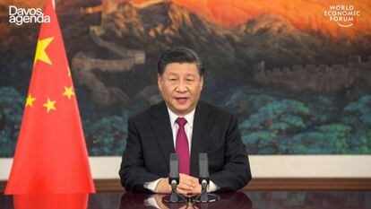 Captura de video de la intervención del presidente chino Xi Jinping este lunes ante el Foro Económico Mundial.