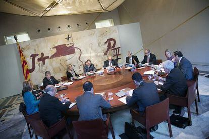 Reunión semanal del gobierno catalán presidida por Artur Mas.