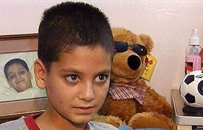 El niño Alí, en una imahgen tomada en el hospital de la ciudad de Kuwait.