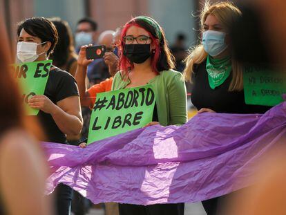 Una manifestación en favor del aborto legal y seguro, en Ciudad de México, en una imagen de archivo.