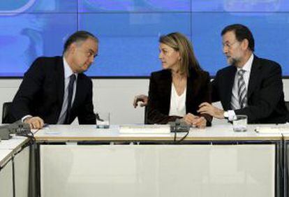 Rajoy, Cospedal y Arenas, en la reuni&oacute;n con presidentes Autonomicos