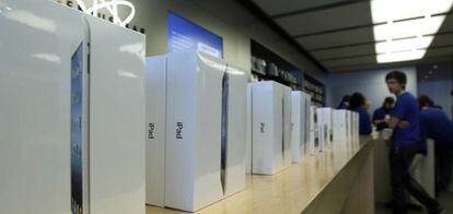 Nuevos iPads en la tienda de Apple en Munich, 16 de marzo 2012