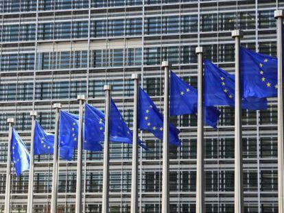 La UE estudia crear un 'banco malo' de un cuarto de billón de euros