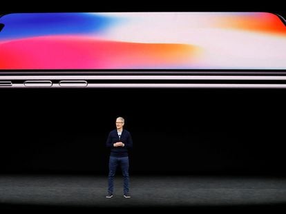 Apple lanza el iPhone X. El más barato costará 834 euros en EE UU; en España, 325 euros más