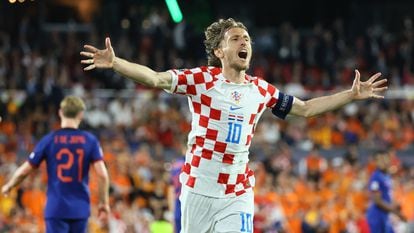 Modric celebra su gol ante Países Bajos durante el partido de semifinales de la Liga de las Naciones este miércoles en Róterdam.