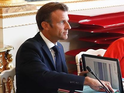 Emmanuel Macron durante su encuentro con los ministros franceses, este miércoles en la apertura del curso político.