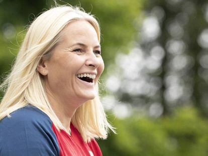 Mette Marit en un partido de fútbol amistoso en Oslo (Noruega) el 18 de junio de 2018. 