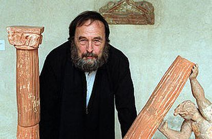 Harald Szeemann, director de la 49ª Bienal de Venecia.