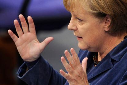 La canciller, Angela Merkel, durante su intervención ante el Parlamento alemán.