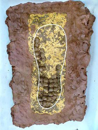 La suela de la sandalia romana del Raval.