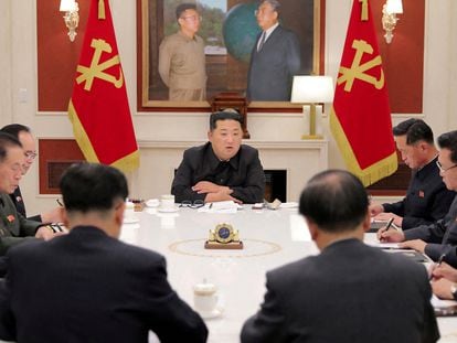 Kim Jong-un, durante una reunión con el partido gobernante Partido Laborista, el 17 de mayo.