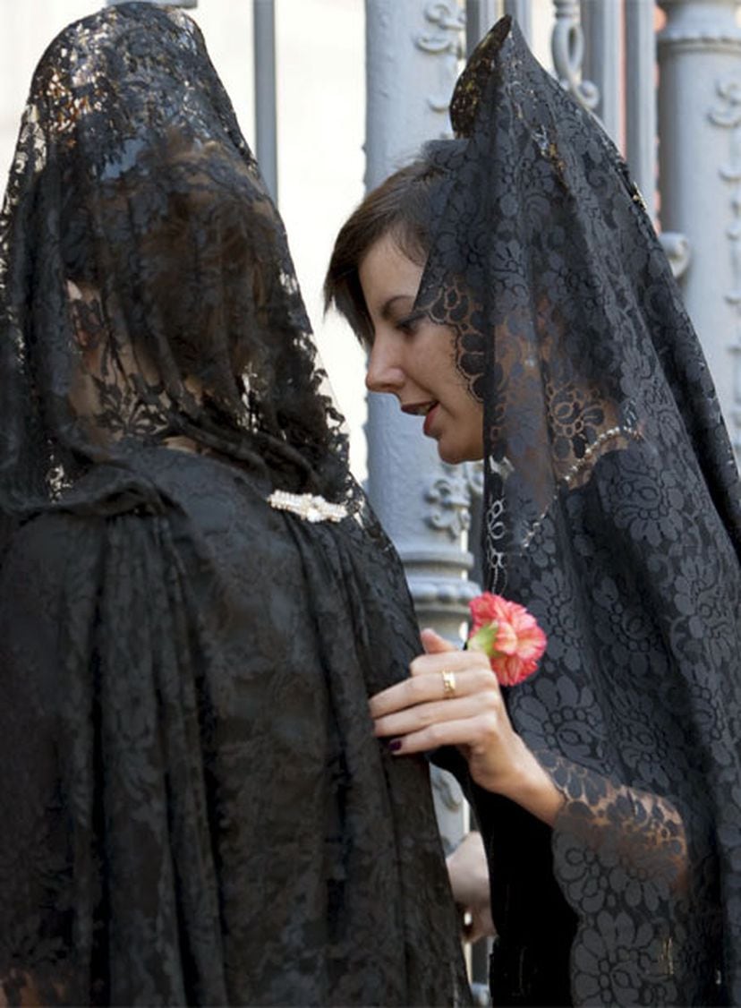 Mantilla y peineta en Sevilla | Agenda | EL PAÍS