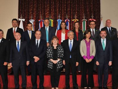 Los cancilleres del Mercosur y la Alianza del Pac&iacute;fico durante la reuni&oacute;n en Buenos Aires.