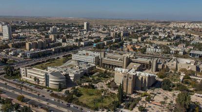 Vista aérea de la Universidad de Beerseba, situada junto al parque tecnológico de la ciudad que concentrará todos los servicios de inteligencia israelíes.