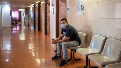 Carlos Amezquita, padre de la niña que intentó suicidaderse en Zaragoza.