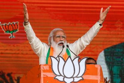 El primer ministro de la India, Narendra Modi, durante un mitin electoral en Calcuta, en marzo.
