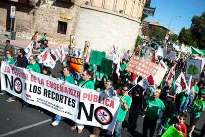 Manifestación en Toledo contra los recortes educativos.