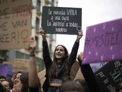 Manifestación contra la sentencia del caso de La Manada en el centro de Barcelona en mayo de 2019.