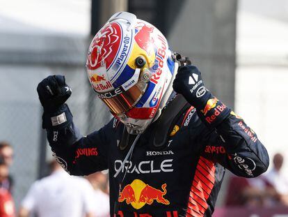 Formula One F1 - Italian Grand Prix - Autodromo Nazionale Monza, Monza, Italy - September 3, 2023 Red Bull's Max Verstappen celebrates winning the Italian Grand Prix REUTERS/Claudia Greco