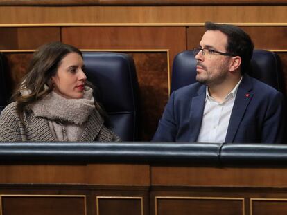 Los ministros Irere Montero y Alberto Garzón, este martes en el Congreso.