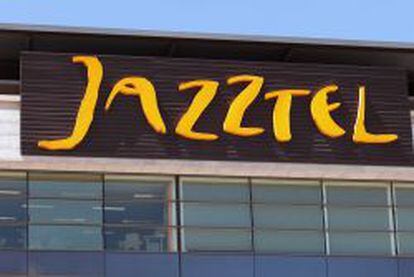 Logotipo de Jazztel.