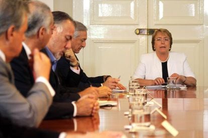 Michelle Bachelet, reunida con su gabinete