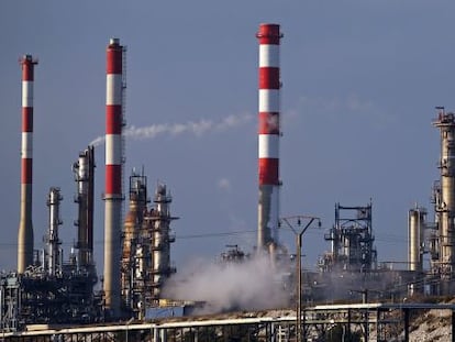 Hub de petr&oacute;leo ubicado en las proximidades de  Marsella, Francia.