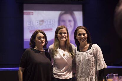 De izq a dcha: Gabriela Durruty, Caren Tepp y Beatriz Priotti, candidatas de Ciudad Futura.