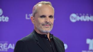 MIAMI, FL - AUGUST 24:  Miguel Bose arrives at Telemundo's 2017 'Premios Tu Mundo' at American Airlines Arena on August 24, 2017 in Miami, Florida.  (Photo by Johnny Louis/FilmMagic)