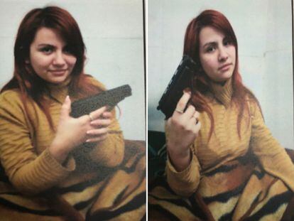 Brenda Uliarte posa con el arma que su novio usaría más tarde para atentar contra Cristina Kichner en una foto que figura en el expedeiente judicial.