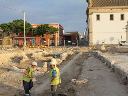 Excavación arqueológica en el aparcamiento de Pozos Dulces, en El Puerto de Santa María (Cádiz).
