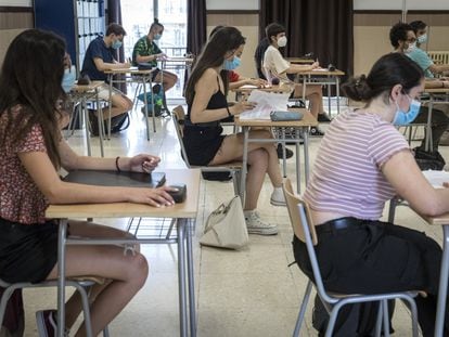 Alumnas de la EBAU en julio del año pasado en Valencia.