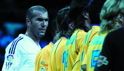 Fotograma del vídeo que hizo Philippe Parreno de Zidane: 'Zidane, un retrato del siglo XXI' (2006).