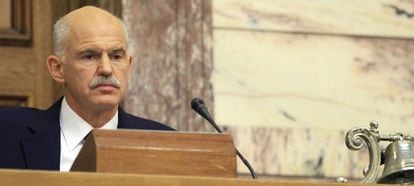 Yorgos Papandreu, en una sesi&oacute;n en el Parlamento griego.
