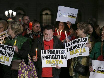 Manifestación contra la pobreza energética.